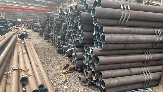 ASTM A106 বিজোড় বৃত্তাকার খাদ ইস্পাত পাইপ সমুদ্র প্যাকেজ 12 মিটার
